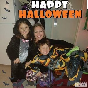 Meet your Posher, Dana